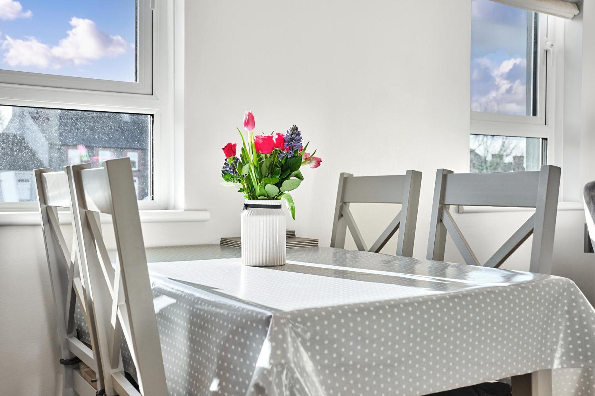 Portglenone Apartments エクステリア 写真
